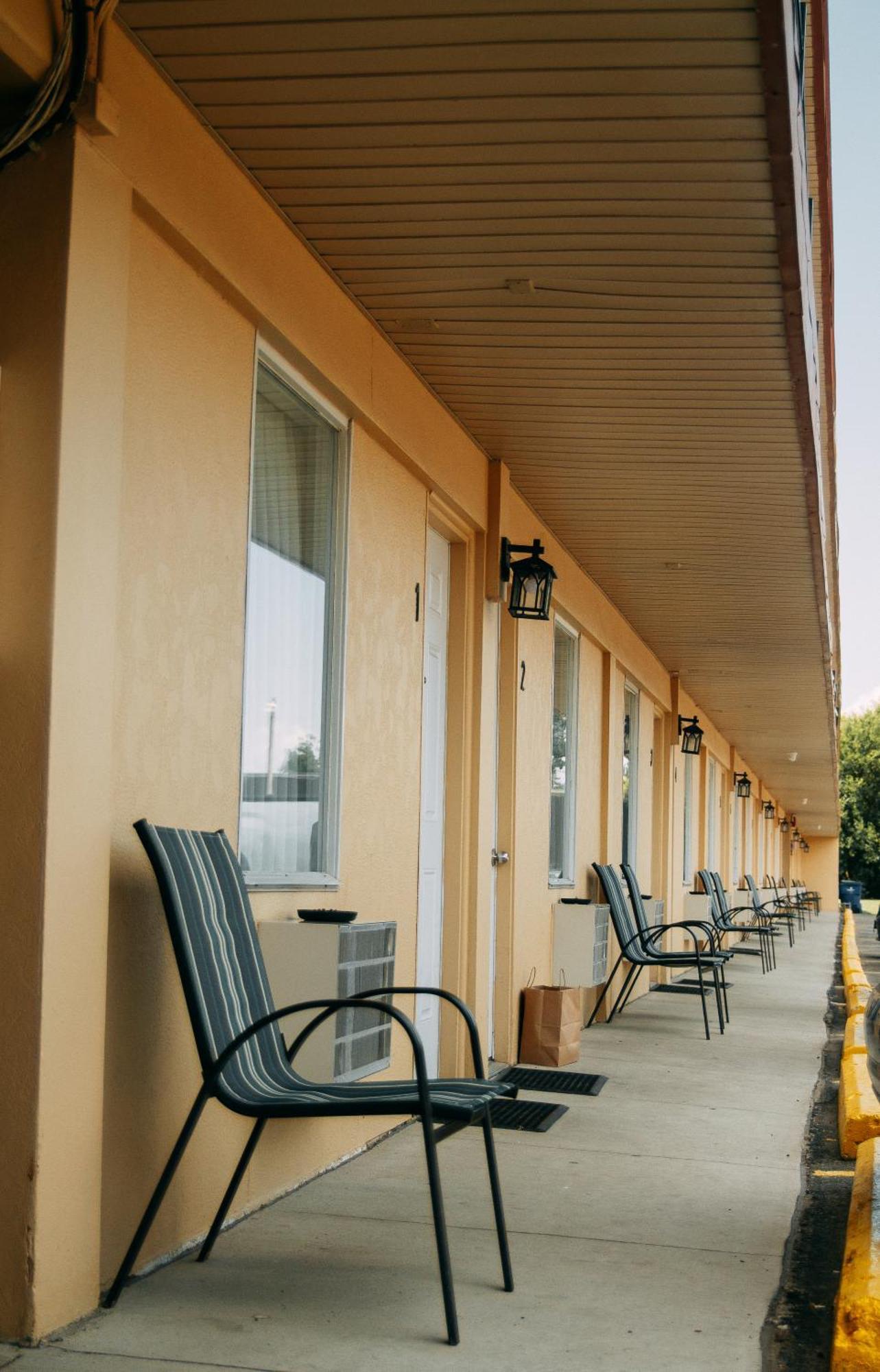 Saxony Motel Chatham-Kent Eksteriør bilde